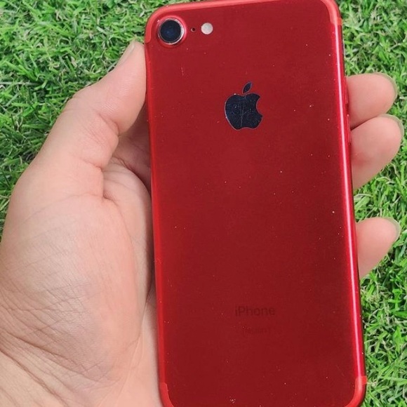 Iphone 8 red - Picture 2 of 4